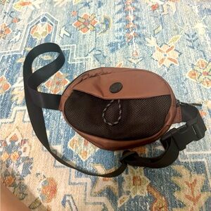 Lululemon belt bag